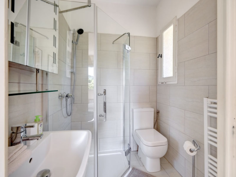 villa to rent 12