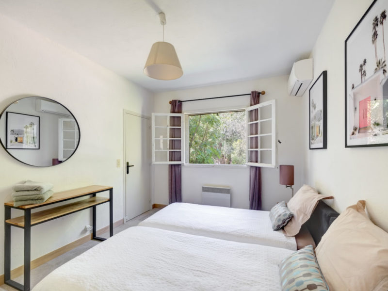 villa to rent 17