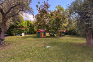 villa to rent 26