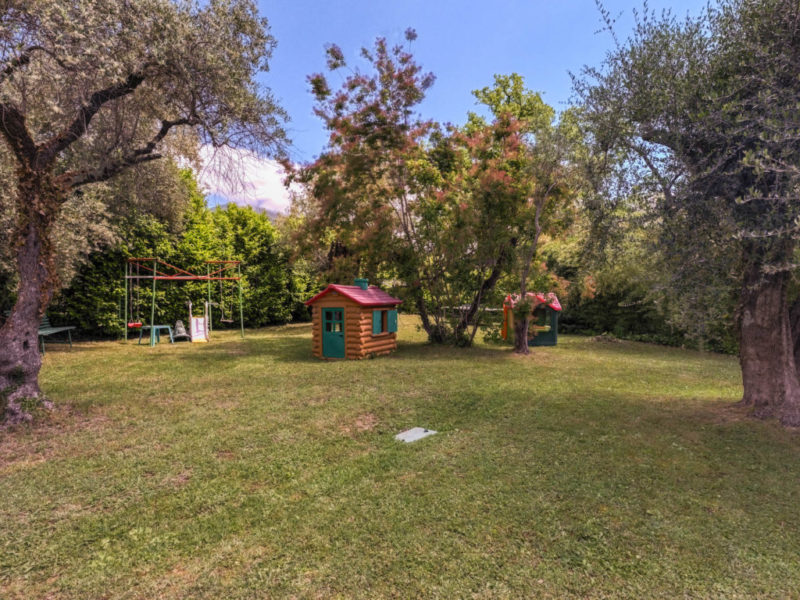 villa to rent 26
