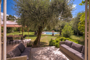villa to rent 28