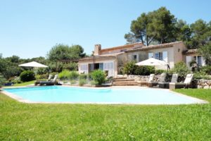 villa valbonne f